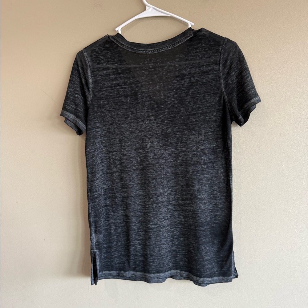 Mudd Charcoal Burnout V-neck Short Sleeve Roadtrip Tee - Picture 4 of 7